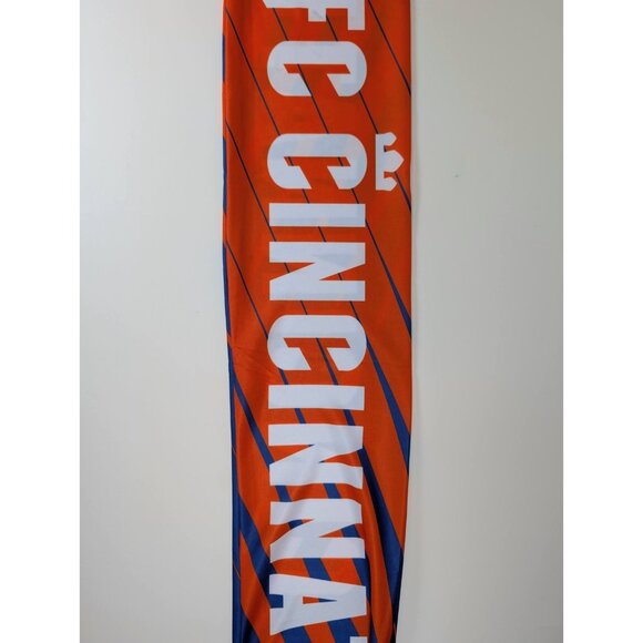 MLS FC Cincinnati Soccer Scarf Reversible Crest Blue Orange FCC Unisex Fringe - Picture 6 of 8